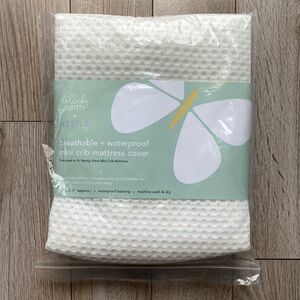 Lullaby Earth + Nestig Breathable Waterproof Mini Crib Mattress Cover